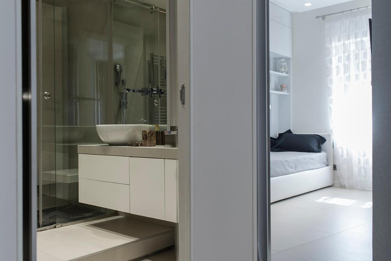 Crystal Skyline Neapolis Apartment Ngoại thất bức ảnh