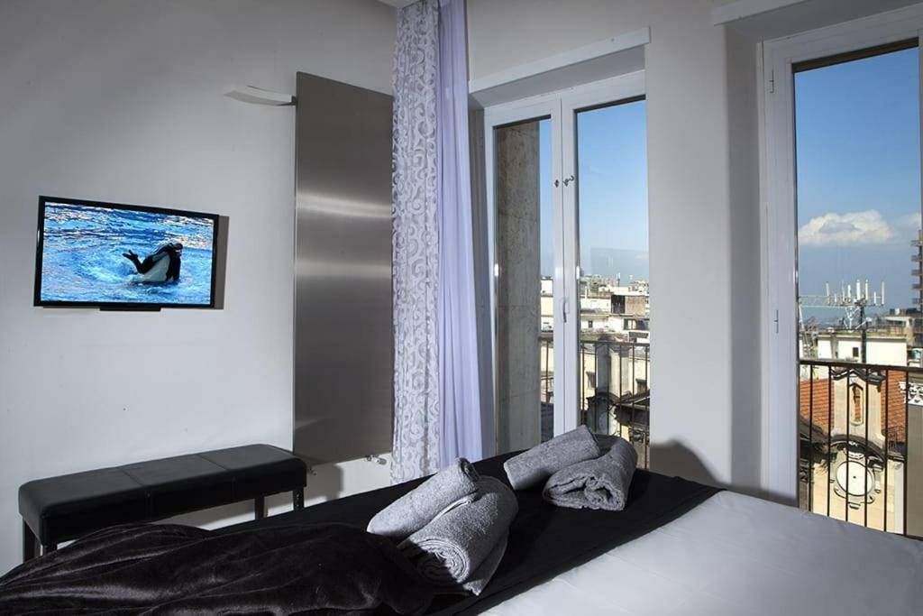 Crystal Skyline Neapolis Apartment Ngoại thất bức ảnh