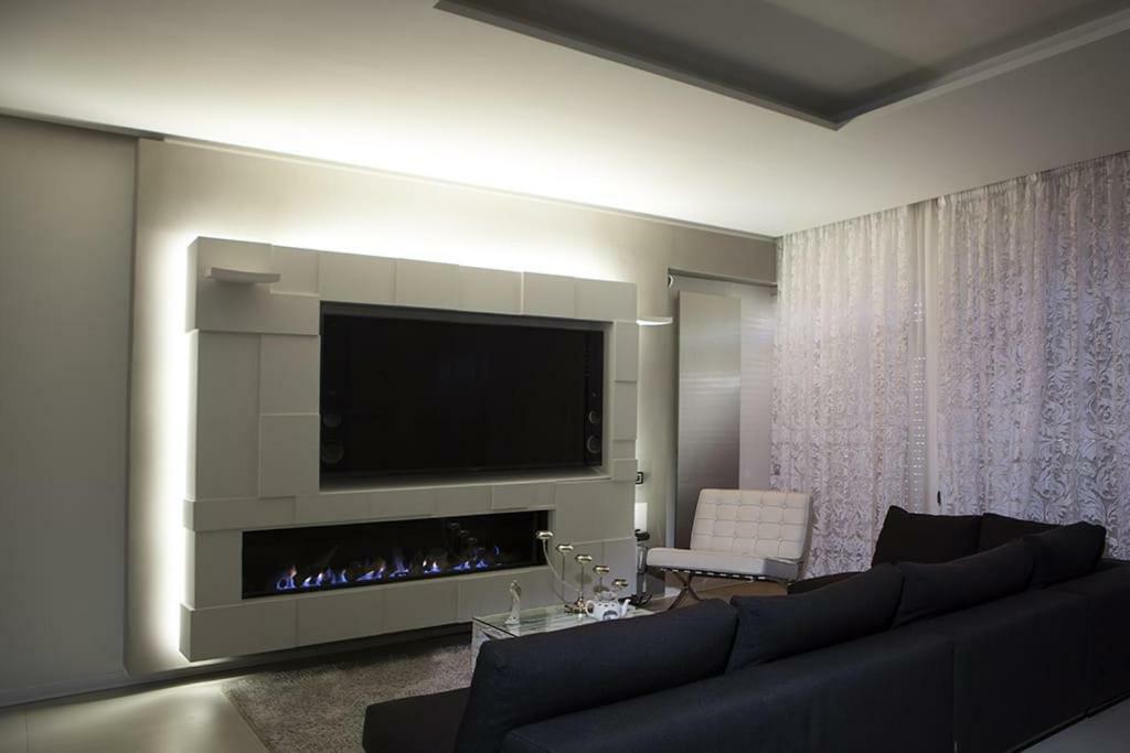 Crystal Skyline Neapolis Apartment Ngoại thất bức ảnh
